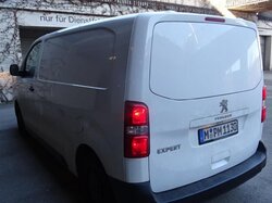  Peugeot_Expert_Premium_3.jpg